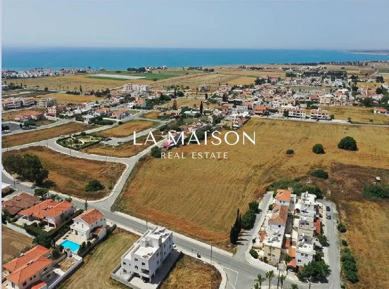 Grundstück  Pervolia, Zypern