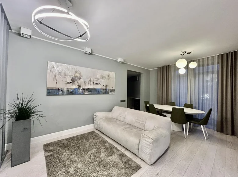 Wohnung 3 Schlafzimmer 131 m² Ischewsk, Russland