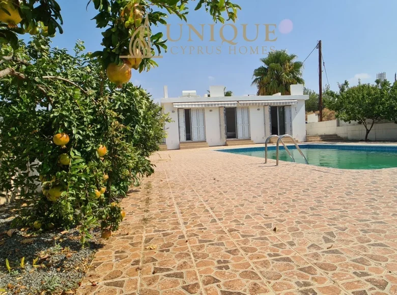 Mieszkanie 2 pokoi 90 m² Timi, Cypr