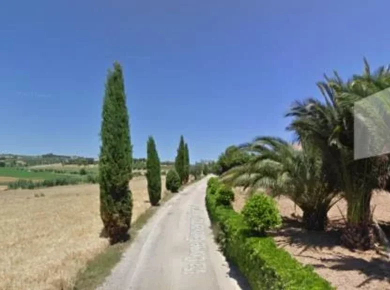 Casa 2 200 m² Terni, Italia