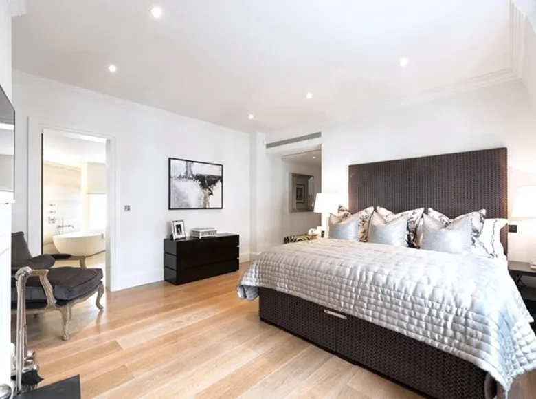 Wohnung 2 Schlafzimmer 173 m² in London, Großbritannien