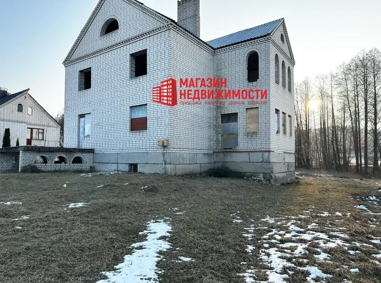 Casa 309 m² Sapotskin, Belarús