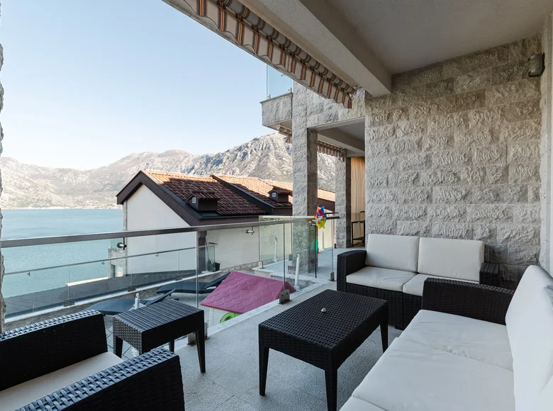 Mieszkanie 2 pokoi  Kotor, Czarnogóra