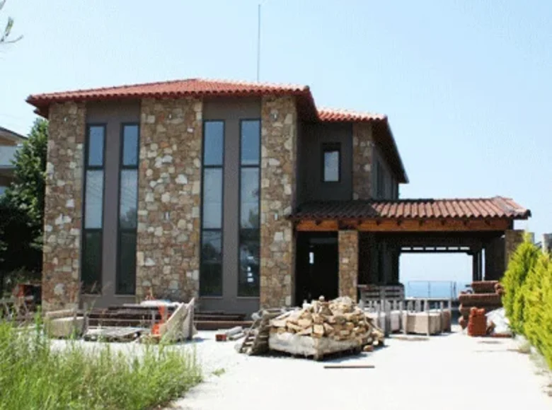 5 bedroom villa 525 m² Agios Mamas, Greece