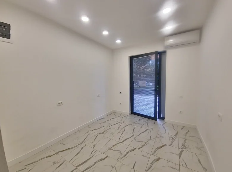 Oficina 1 habitacion 32 m² en Budva, Montenegro