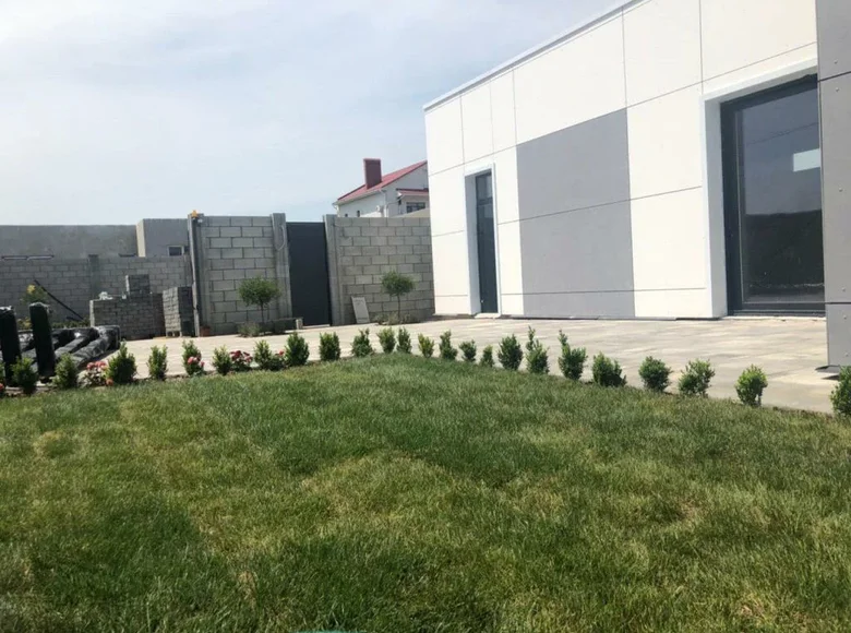 Dom 3 pokoi 102 m² Lymanka, Ukraina