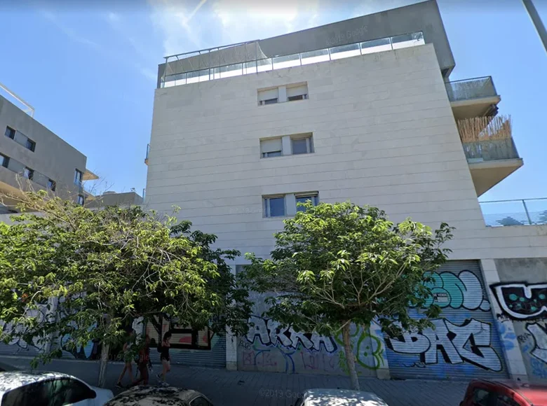 Commercial property 1 060 m² in Barcelona, Spain