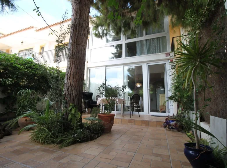 Mieszkanie 4 pokoi 110 m² Orihuela, Hiszpania
