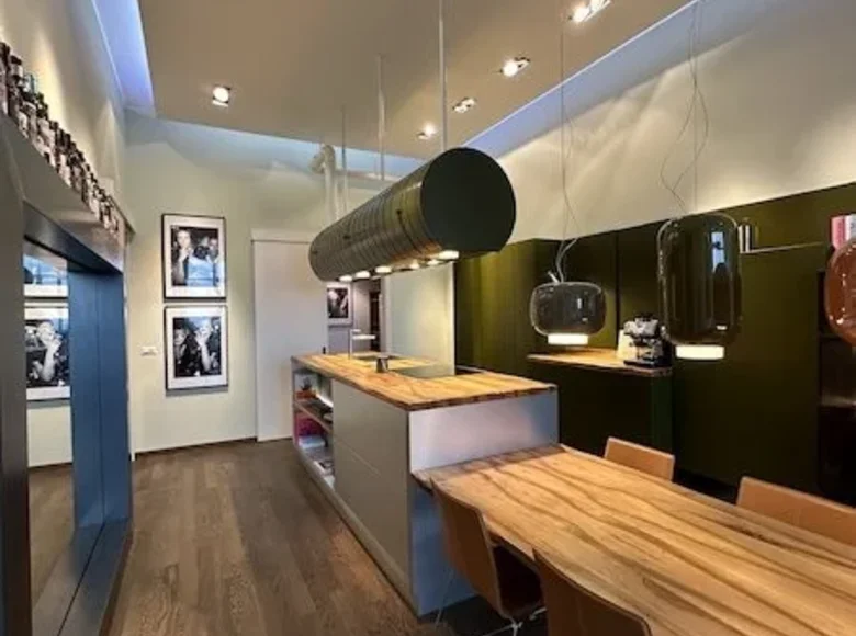 Apartamento 88 m² Upravna Enota Ljubljana, Eslovenia