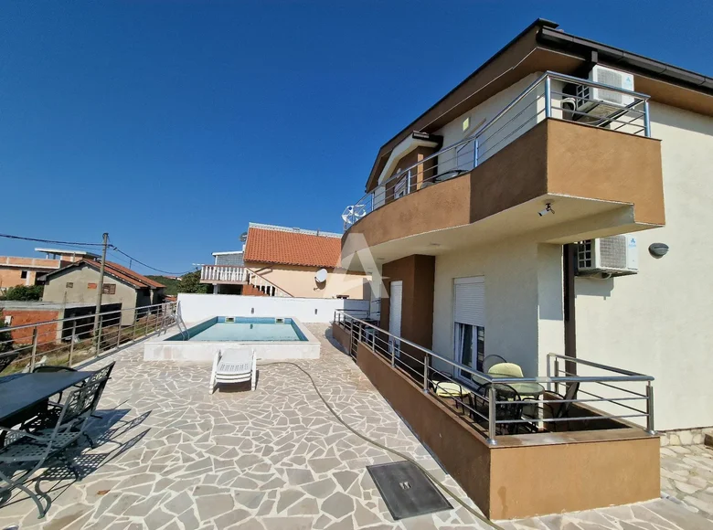 6 bedroom house  Montenegro, Montenegro