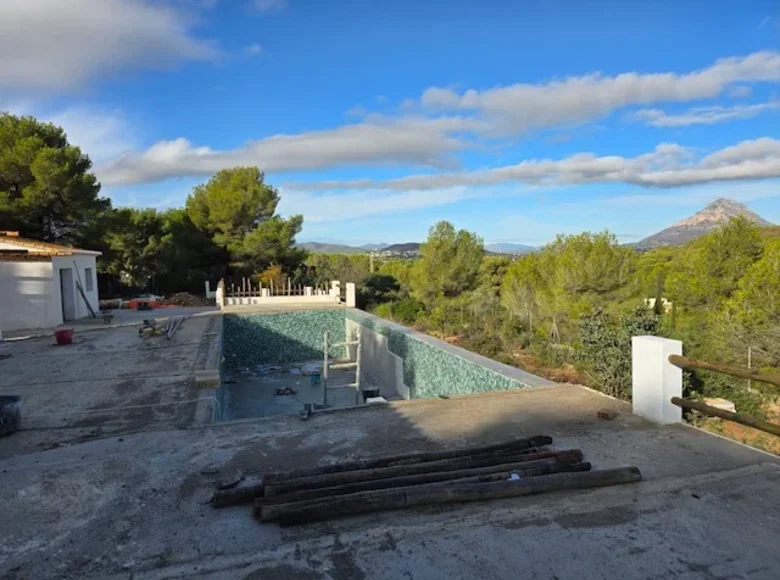5-Schlafzimmer-Villa 297 m² Javea, Spanien