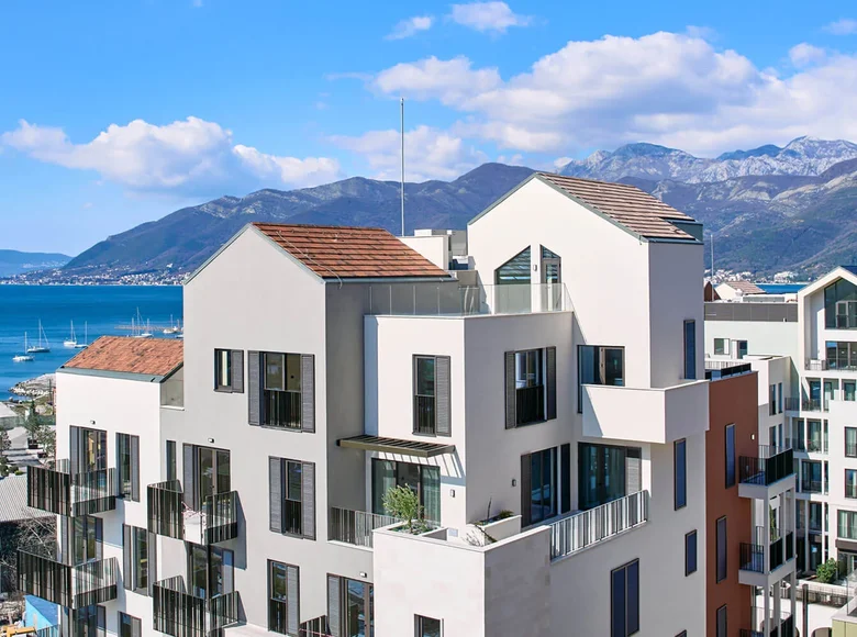 Apartamento 2 habitaciones 102 m² Tivat, Montenegro