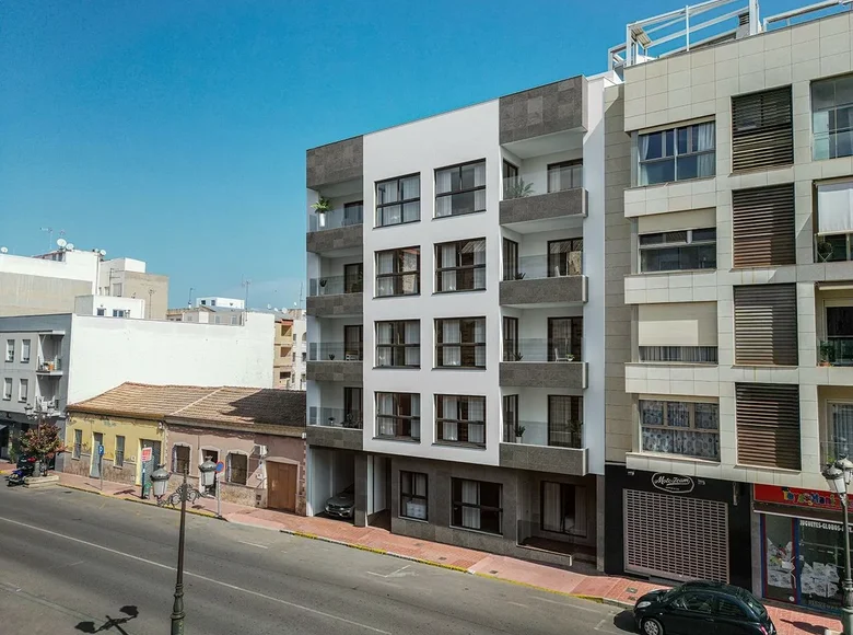 2 bedroom apartment 72 m² Guardamar del Segura, Spain