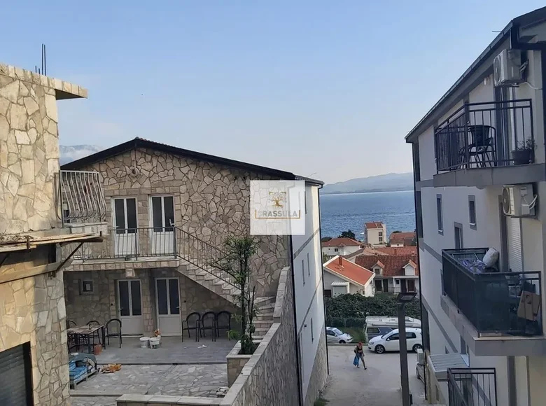 1 bedroom apartment 44 m² Bijela, Montenegro