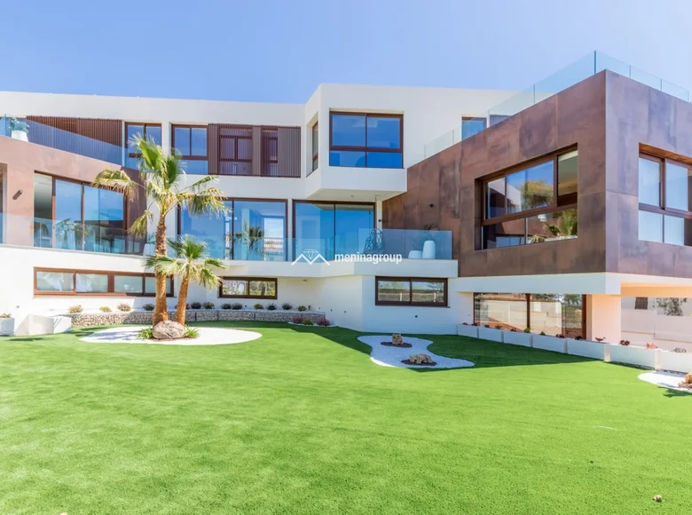 4 bedroom Villa 535 m² Benidorm, Spain