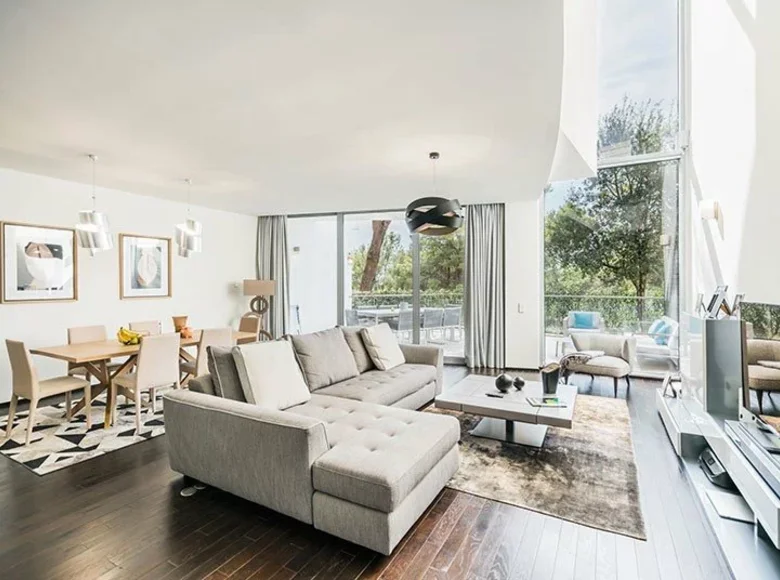 Adosado 2 habitaciones 355 m² Marbella, Španjolska