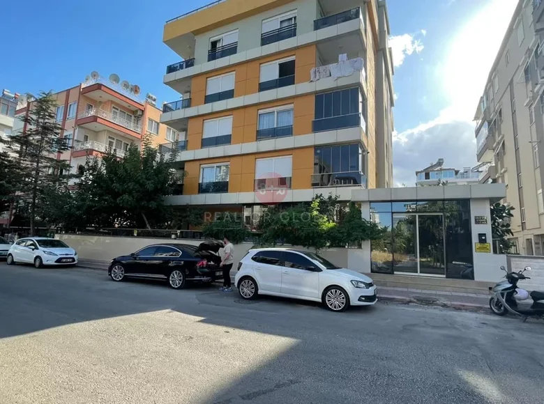 2 bedroom apartment 110 m² Konyaalti, Turkey