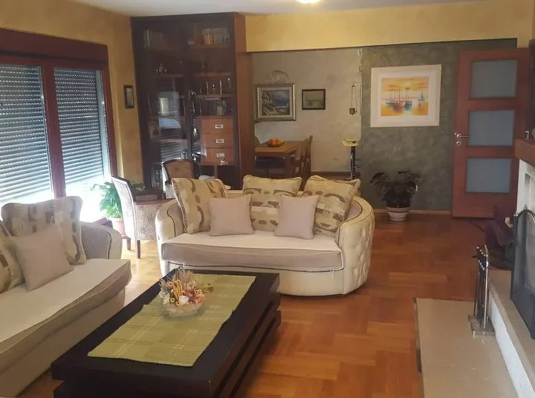 Apartamento 5 habitaciones 194 m² Podgorica, Montenegro