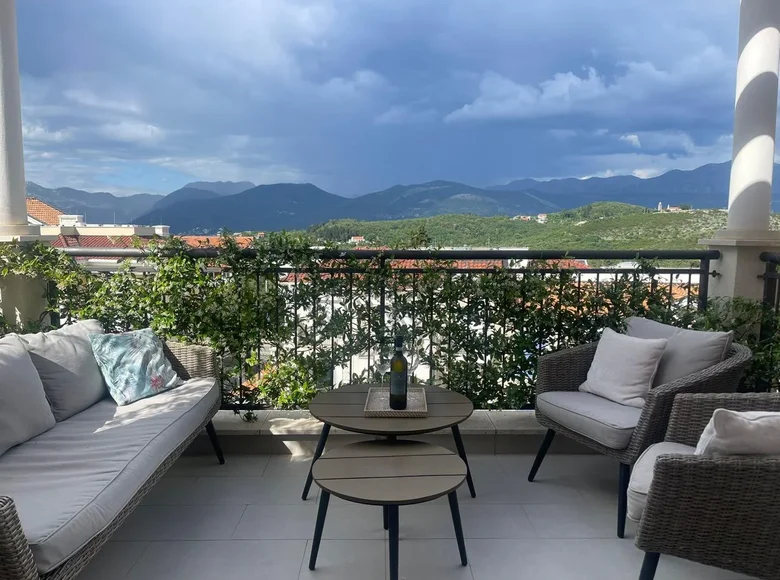 Apartamento 3 habitaciones 76 m² Radovici, Montenegro