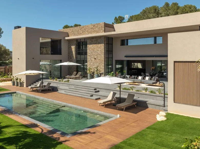 Castillo 5 habitaciones 500 m² Palmanova, Španjolska