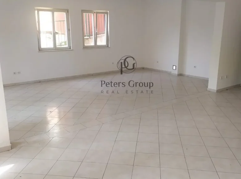 Коммерческое помещение 106 м² Херцег-Нови, Черногория