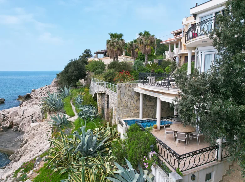 5-Schlafzimmer-Villa  Bar, Montenegro