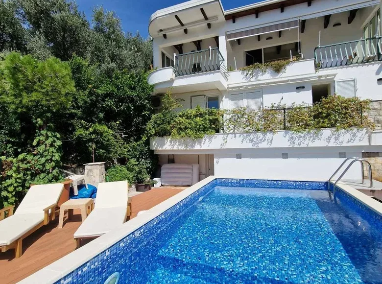 villa de 3 chambres  en Sveti Stefan, Monténégro