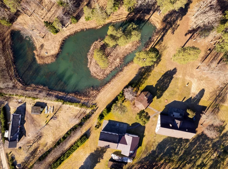 Dom 9 pokojów 700 m² Kulciems, Łotwa