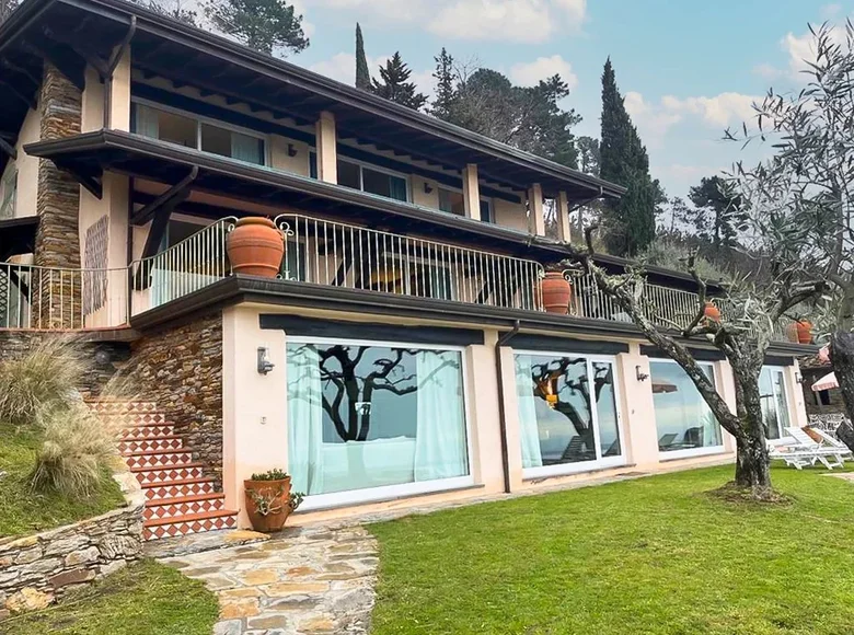Villa 8 Schlafzimmer 610 m² Ponterosso, Italien