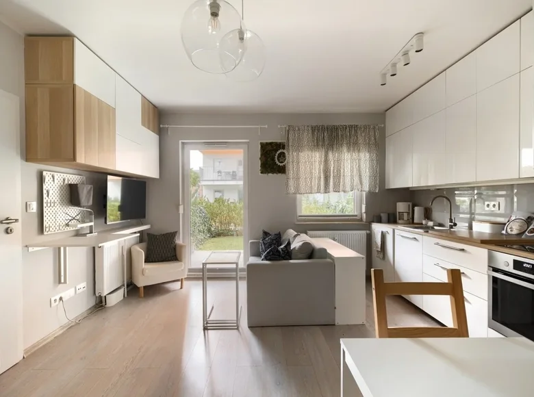 2 room apartment 35 m² in Poznan, Poland