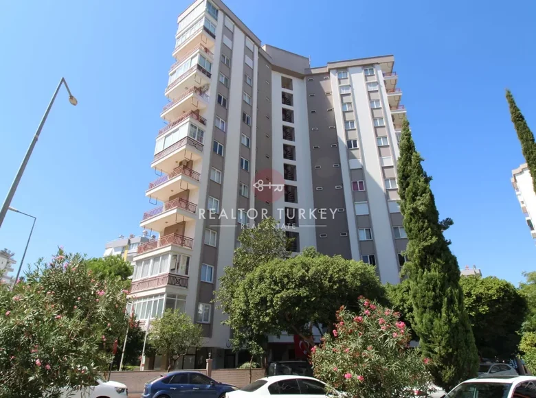 3 bedroom apartment 165 m² Konyaalti, Turkey