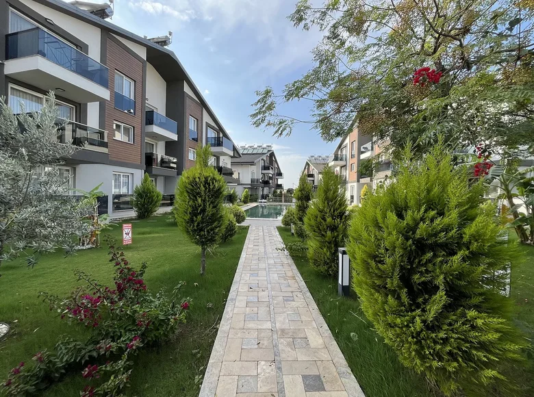 Mieszkanie 2 pokoi 65 m² Fethiye, Turcja