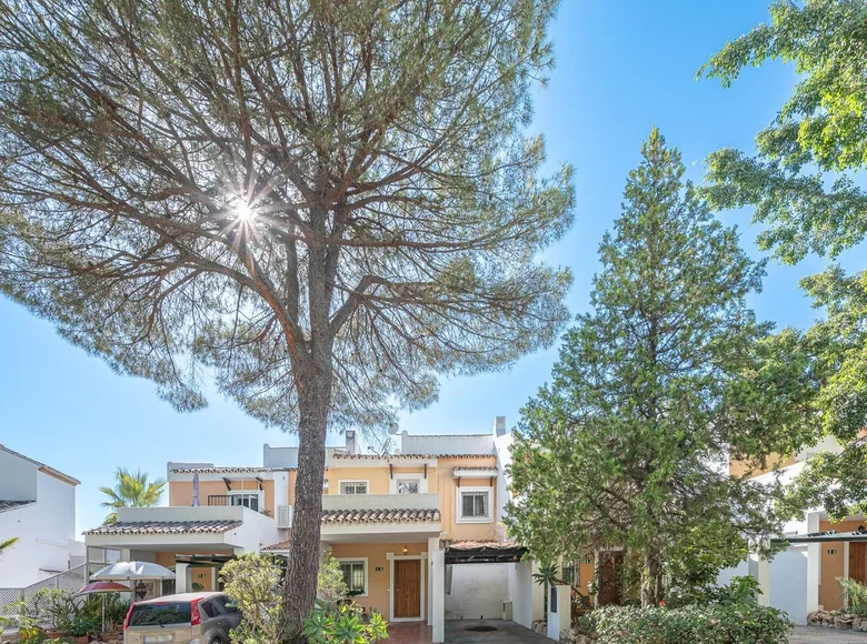 3 bedroom townthouse 205 m² Benahavis, Spain