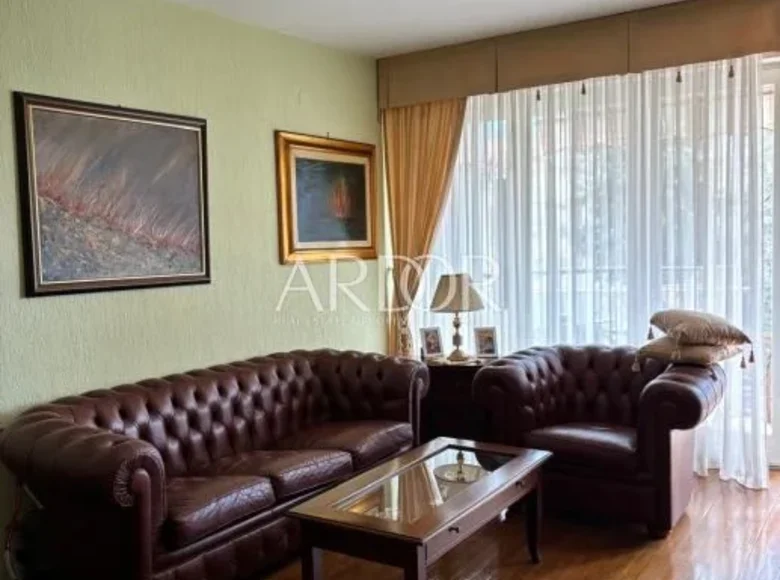 2 bedroom apartment 74 m² Grad Rijeka, Croatia