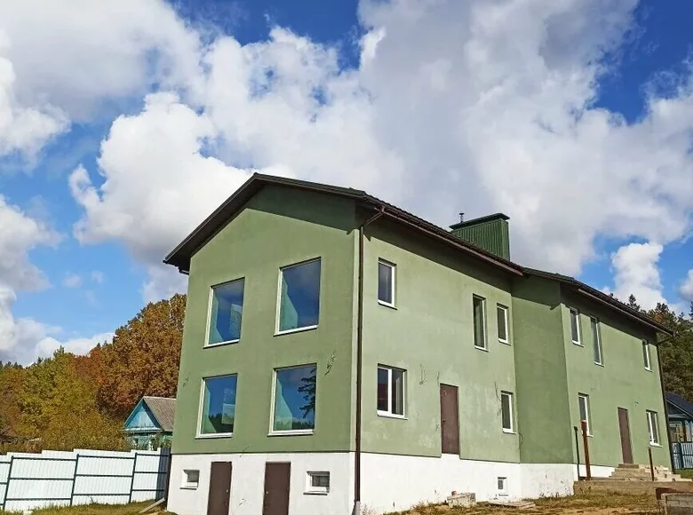 Townhouse 180 m² Kalodziscanski sielski Saviet, Belarus