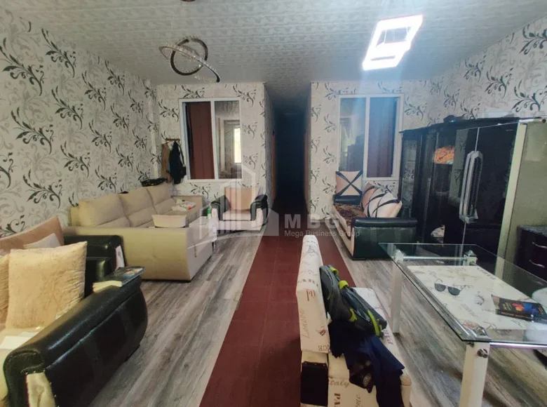 Mieszkanie 3 pokoi 85 m² Tbilisi, Gruzja
