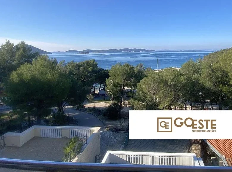 8 room house Opcina Dezanovac, Croatia