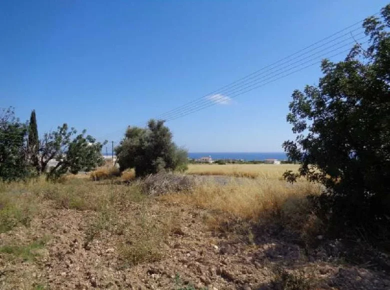 Atterrir  Péyia, Chypre