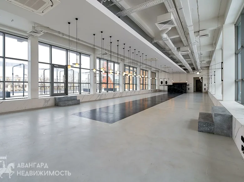 Lokale gastronomiczne 10 pokojów 344 m² w Mińsk, Białoruś