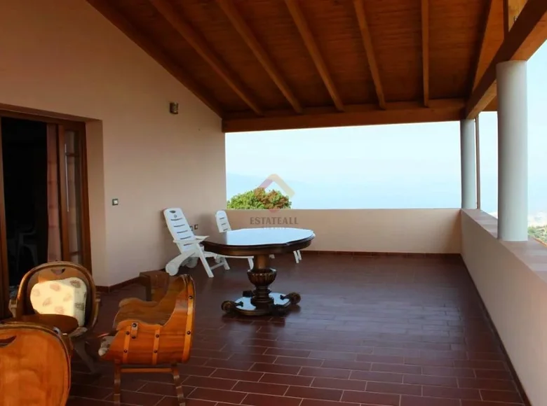 Casa 120 m² en Kanine, Albania