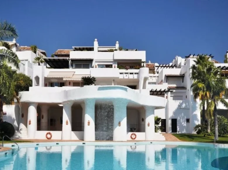 3 bedroom apartment 175 m² Abadin, Spain