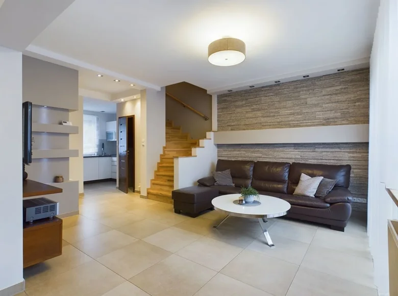 House 134 m² Wrocław, Poland