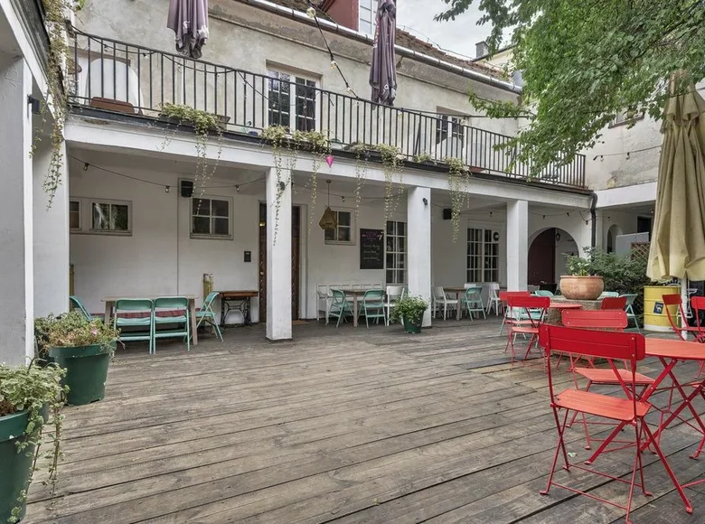 Nieruchomości komercyjne 686 m² Warszawa, Polska