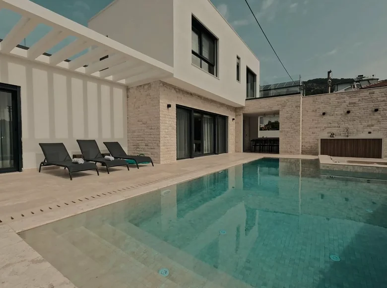 Willa 4 pokoi 185 m² Ortaca, Turcja