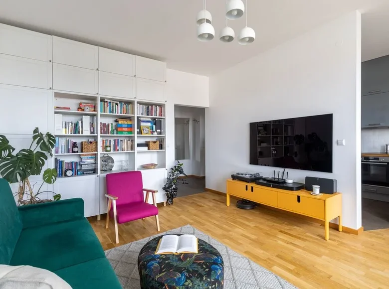 Mieszkanie 3 pokoi 68 m² Warszawa, Polska