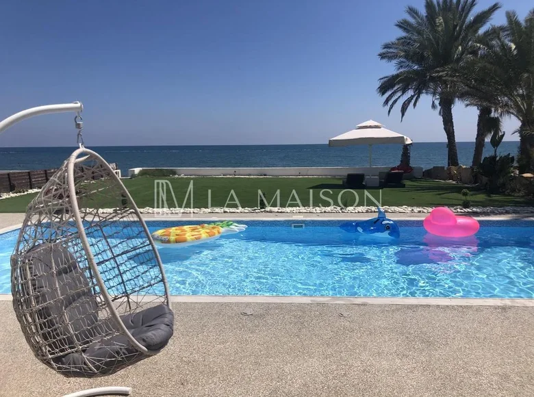 Casa 3 habitaciones 290 m² Pervolia, Chipre