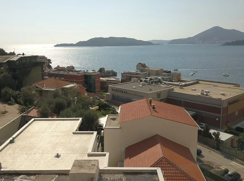 2 bedroom apartment 136 m² Przno, Montenegro