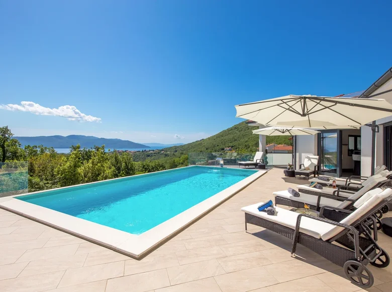 4 bedroom Villa 480 m² Grad Opatija, Croatia
