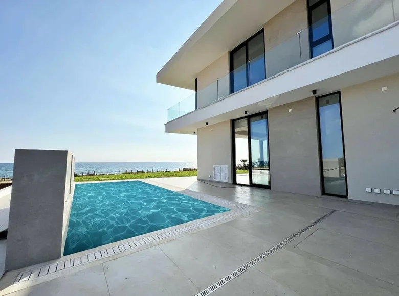 5 room villa 361 m² Sotira, Cyprus