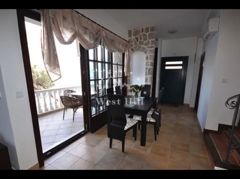 Maison 4 chambres 235 m² Kostanjica, Monténégro